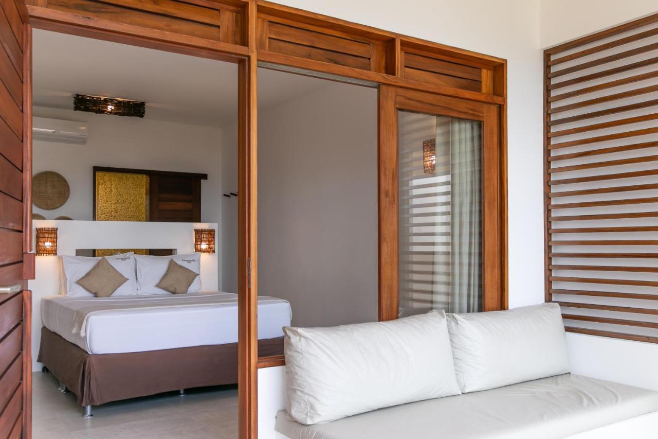 Windtown Beach Hotel 컴부코 외부 사진